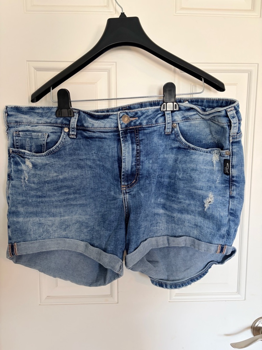 Silver Jeans Light Blue Roll-Cuff Denim Shorts